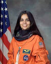 write biography about kalpana chawla